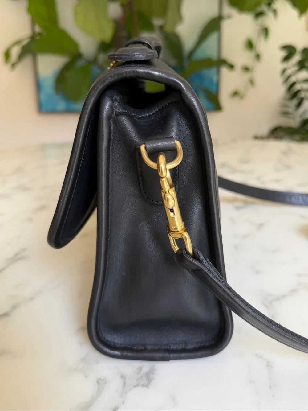 Coach Vintage Court Turnlock Leather Crossbody Shoulder Bag 9870 Black 90's Y2K